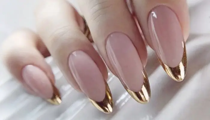 What manicure to make for the New Year: 7 interesting ideas for short nails  | Obozrevatel